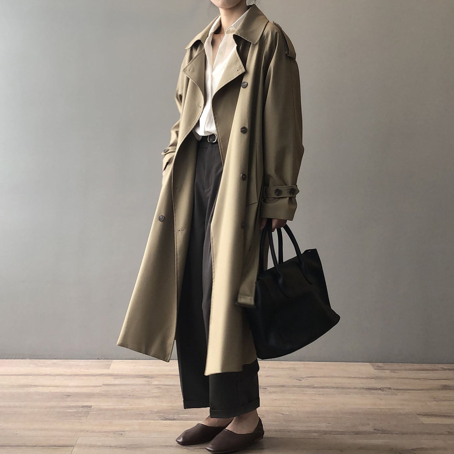Effortlessly Elegant Coat with a Timeless Design