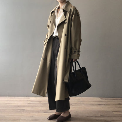 Effortlessly Elegant Coat with a Timeless Design