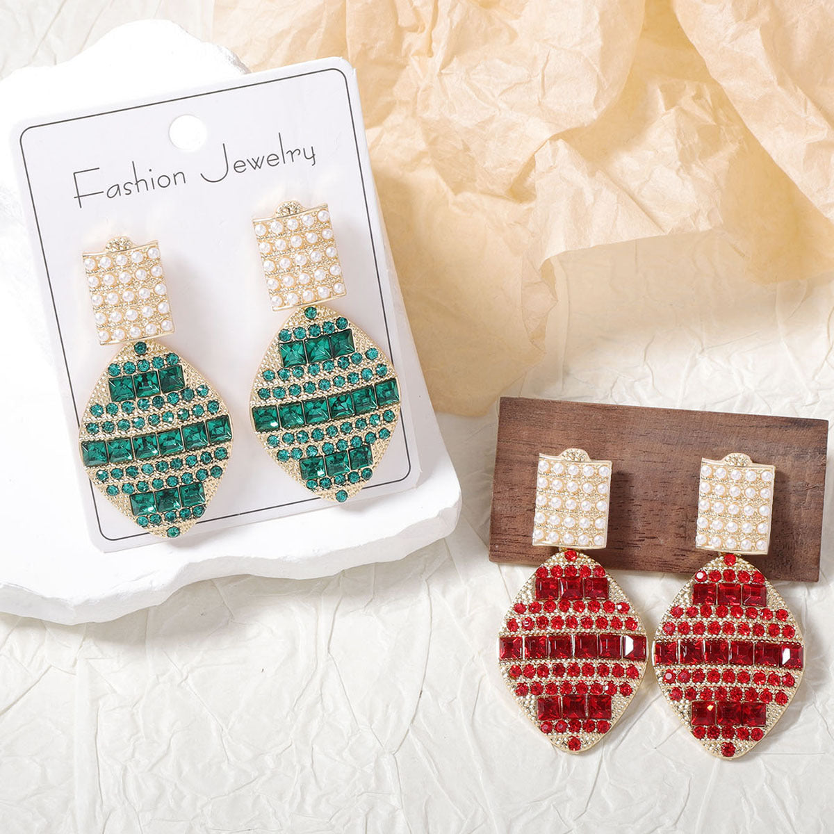 Kaunis Korvarengas ainutlaatuisella tyylillä