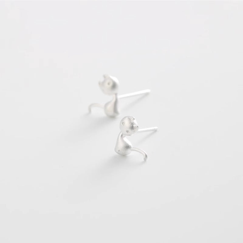 Klassinen Korvarengas ajattomalla viehätyksellä