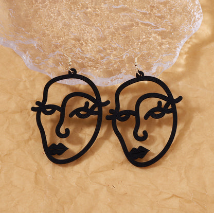 Klassinen Korvarengas ajattomalla viehätyksellä