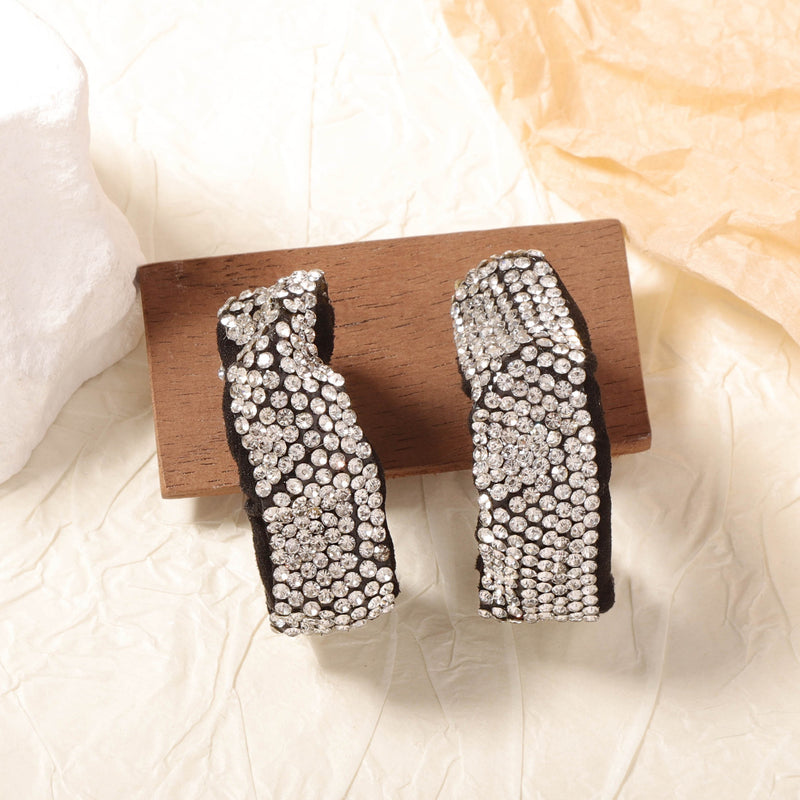 Elegantti Korvarengas jokaiseen tilaisuuteen