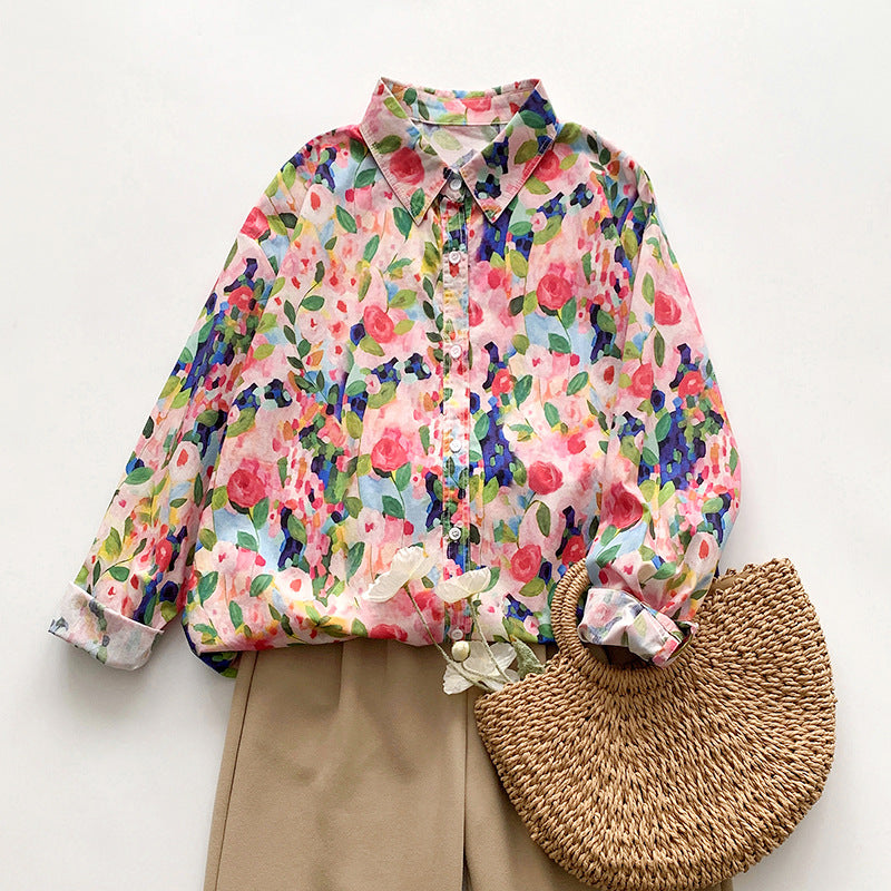 Sophisticated Blouse with a Clean Classic Look