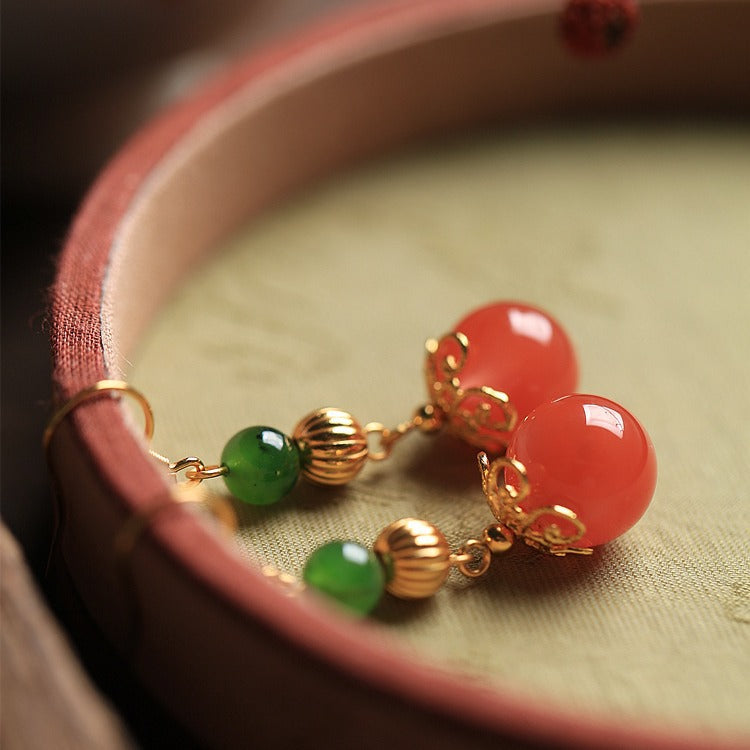 Elegantti Hopea Korvarengas jokaiseen tilaisuuteen