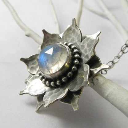 Klassinen Koru ajattomalla viehätyksellä