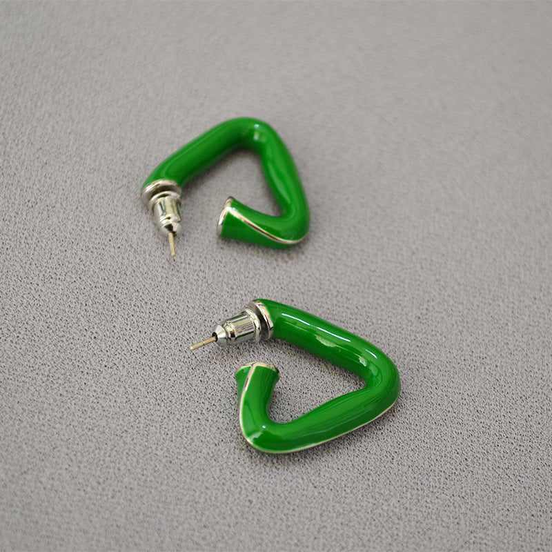 Kaunis Kulta Korvarengas ainutlaatuisella tyylillä