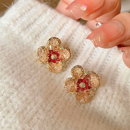 Elegantti Korvarengas jokaiseen tilaisuuteen