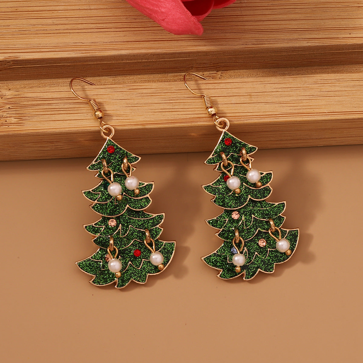 Elegantti Korvarengas jokaiseen tilaisuuteen