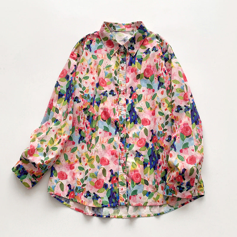 Sophisticated Blouse with a Clean Classic Look