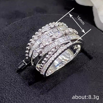 Romanttinen Sormus erityisiin hetkiin