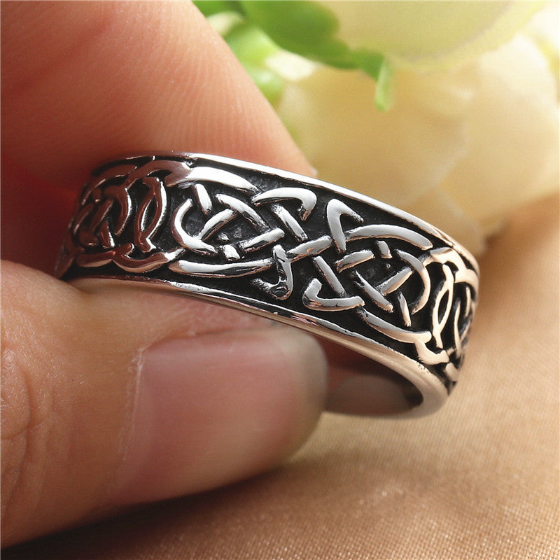 Elegantti Sormus jokaiseen tilaisuuteen