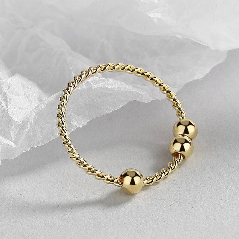 Klassinen Kulta Sormus ajattomalla viehätyksellä