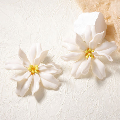 Hurmaava Korvarengas jokaiseen tilaisuuteen