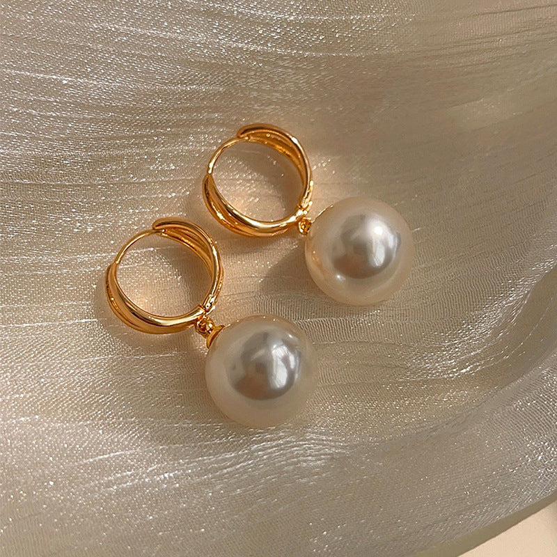 Herkkä käsityö Helmi Korvarengas