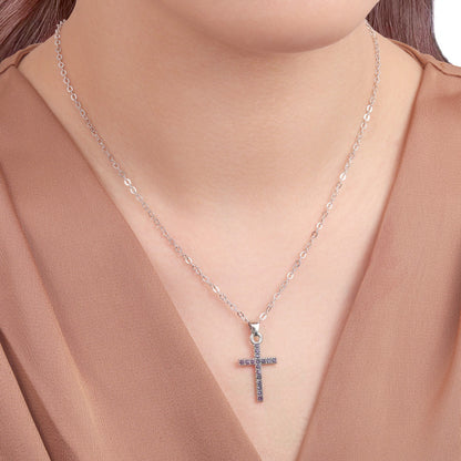 Klassinen Kaulakoru ajattomalla viehätyksellä