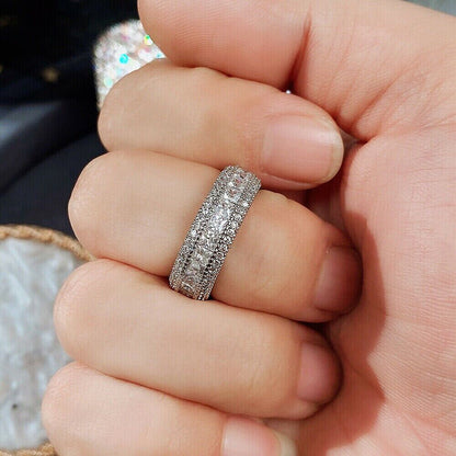 Upea Sormus päivittäiseen käyttöön