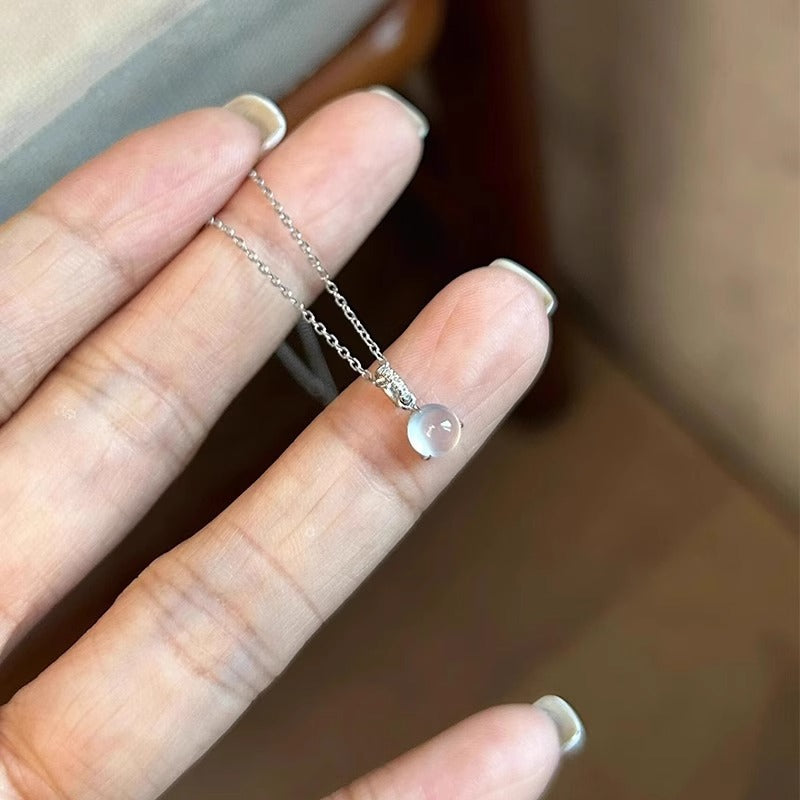 Kaunis Helmi Kaulakoru ainutlaatuisella tyylillä