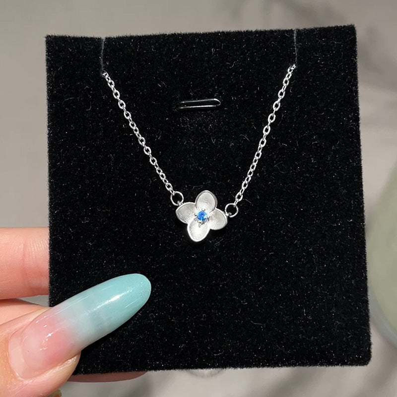 Hurmaava Koru jokaiseen tilaisuuteen