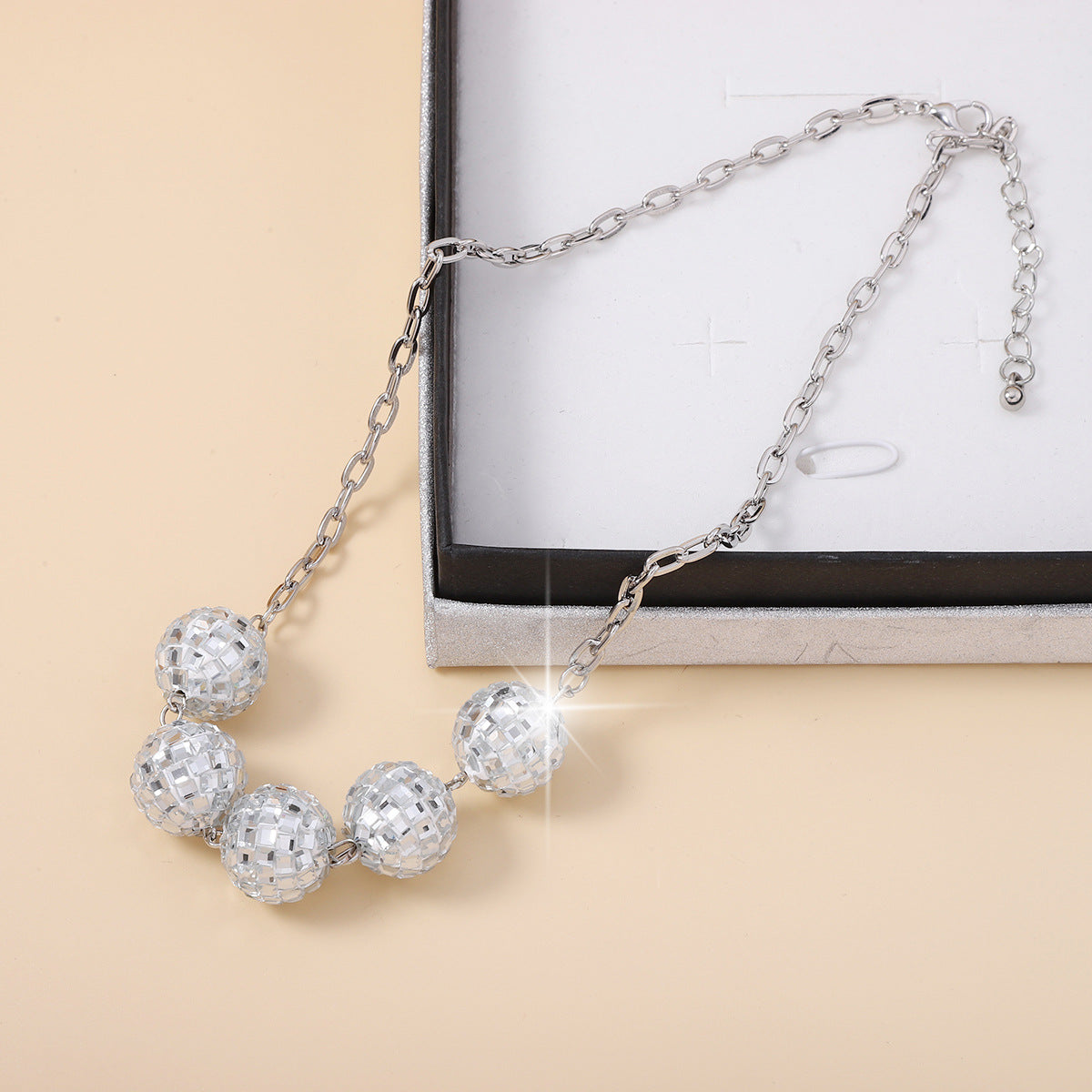 Romanttinen Riipus erityisiin hetkiin