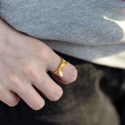 Elegantti Kulta Sormus jokaiseen tilaisuuteen