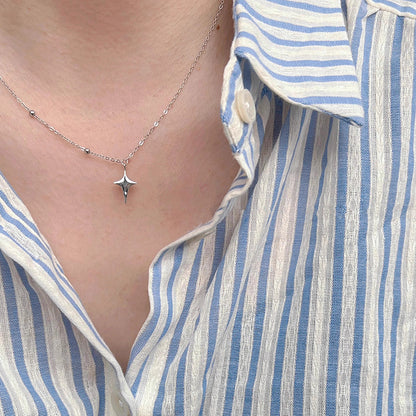 Käsintehty vintage Kaulakoru