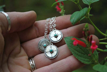 Elegantti Koru jokaiseen tilaisuuteen