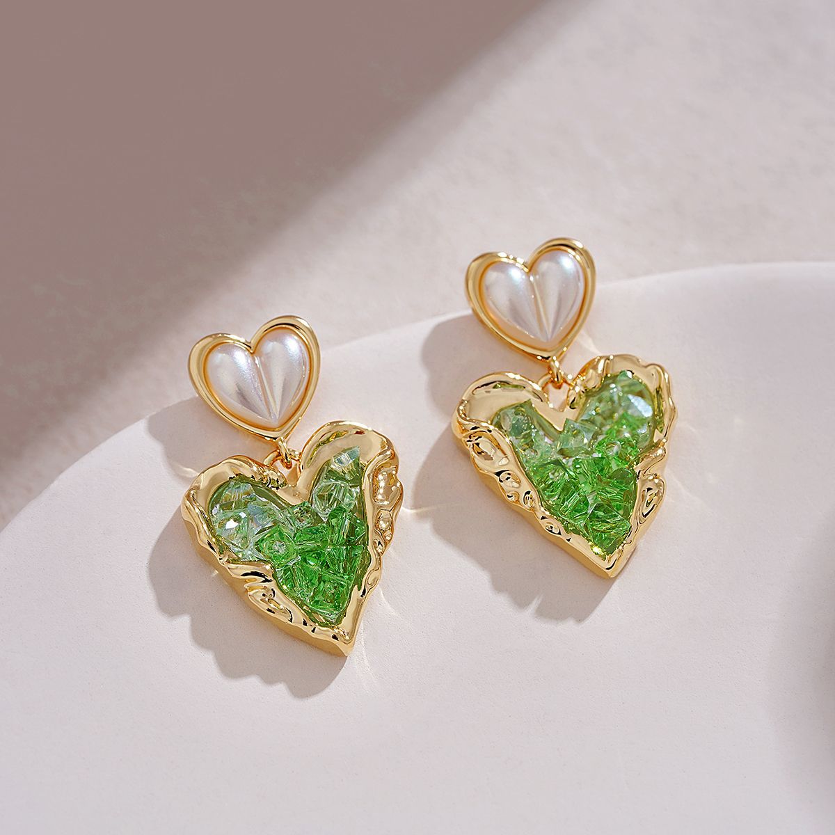 Käsintehty vintage Korvarengas