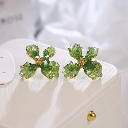 Hurmaava Korvarengas jokaiseen tilaisuuteen