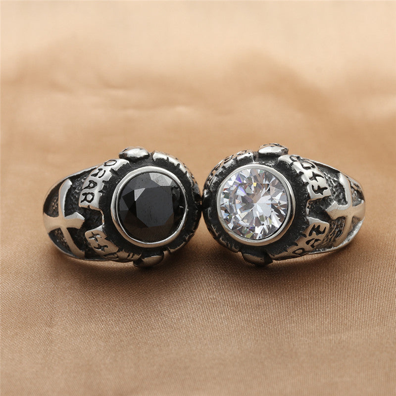 Kaunis Sormus ainutlaatuisella tyylillä