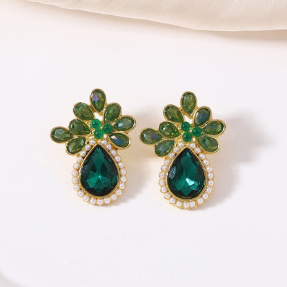 Klassinen Korvarengas ajattomalla viehätyksellä