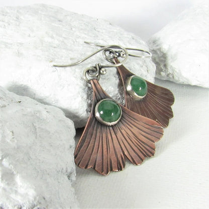 Kaunis Korvarengas ainutlaatuisella tyylillä