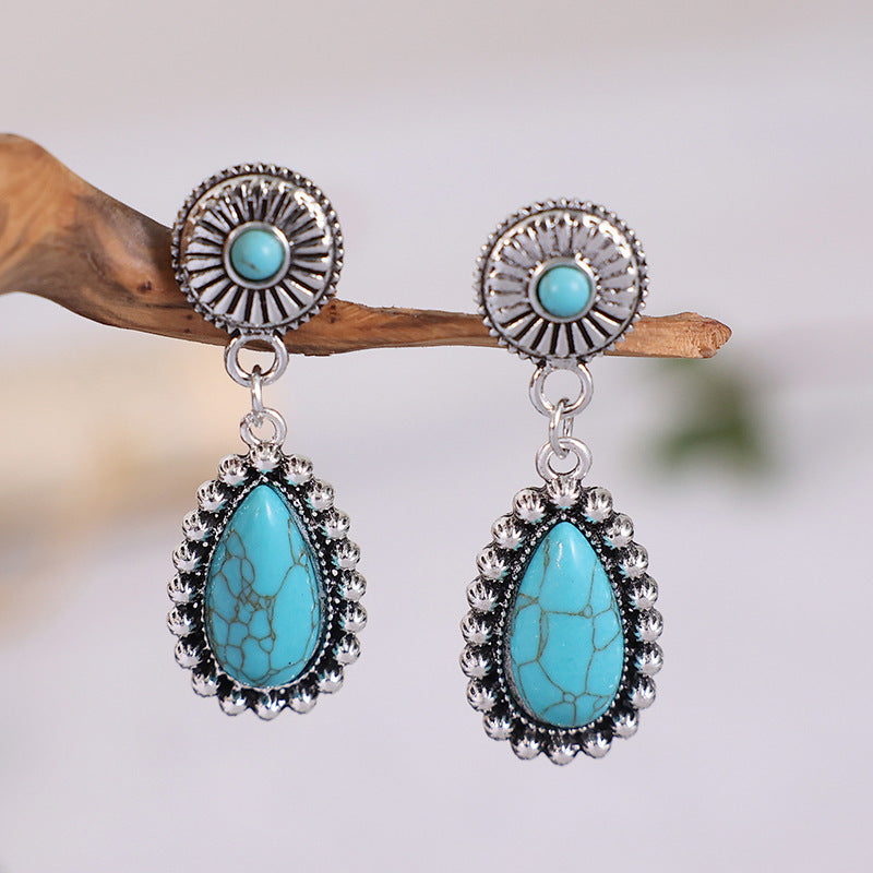 Hurmaava Sormus jokaiseen tilaisuuteen