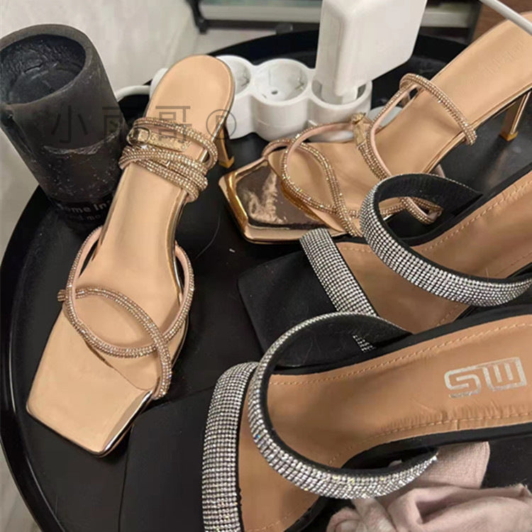 Tyylikeät Ortopediset Sandaalit Jokaiseen Tilaisuuteen