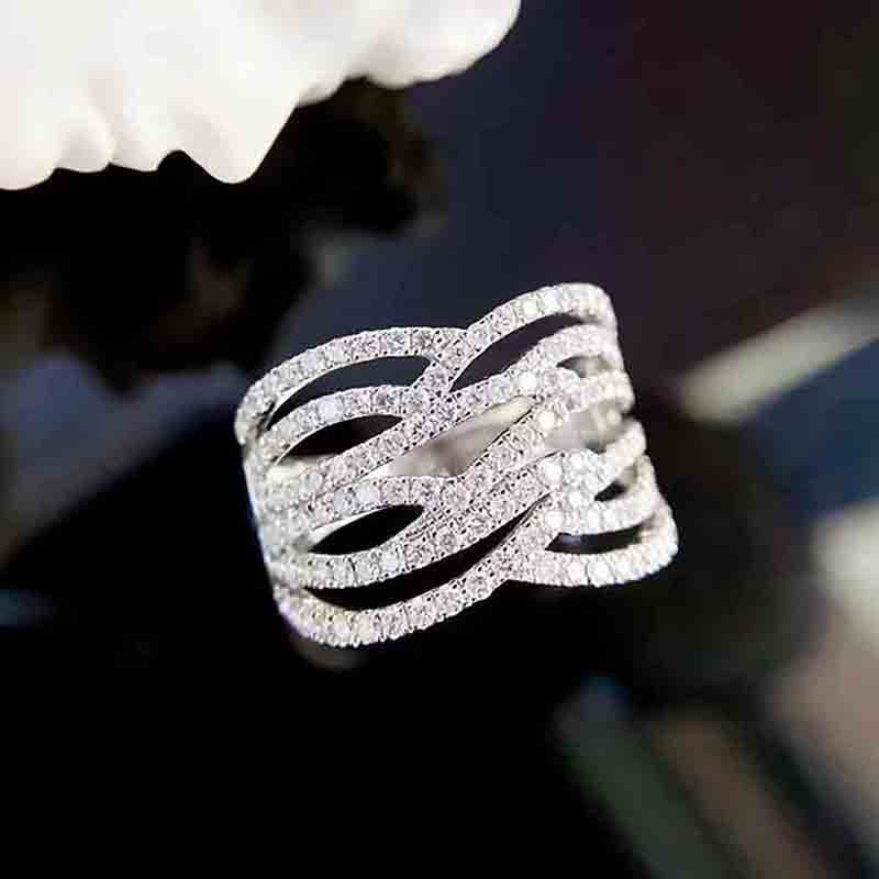 Upea Sormus päivittäiseen käyttöön