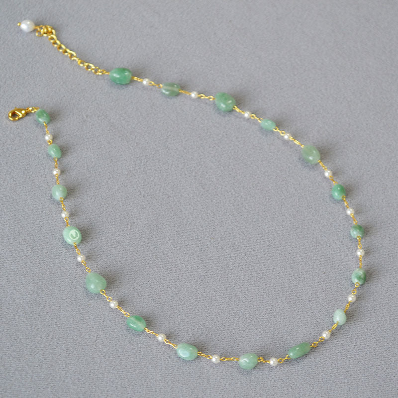 Herkkä käsityö Helmi Kaulakoru