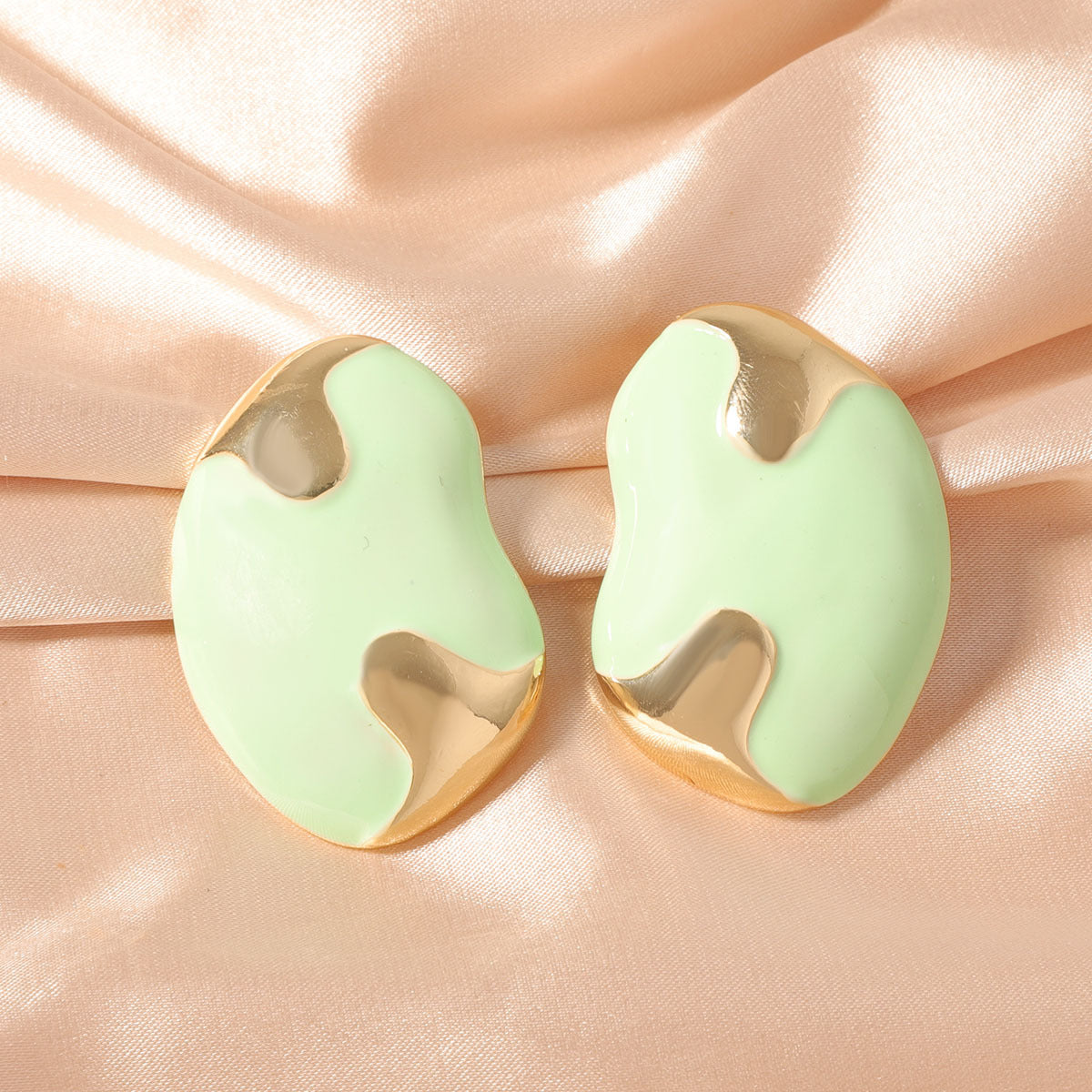 Romanttinen Korvarengas erityisiin hetkiin