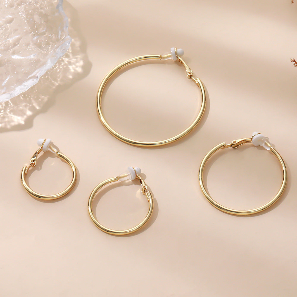 Kaunis Kulta Korusetti ainutlaatuisella tyylillä