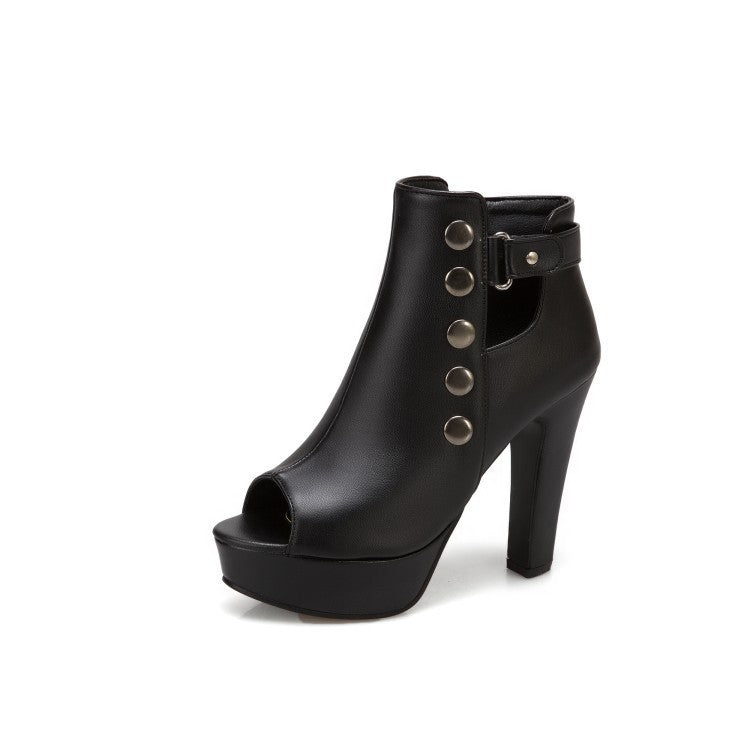 Klassiset Ortopediset Sandaalit Ajattomalla Tyylillä