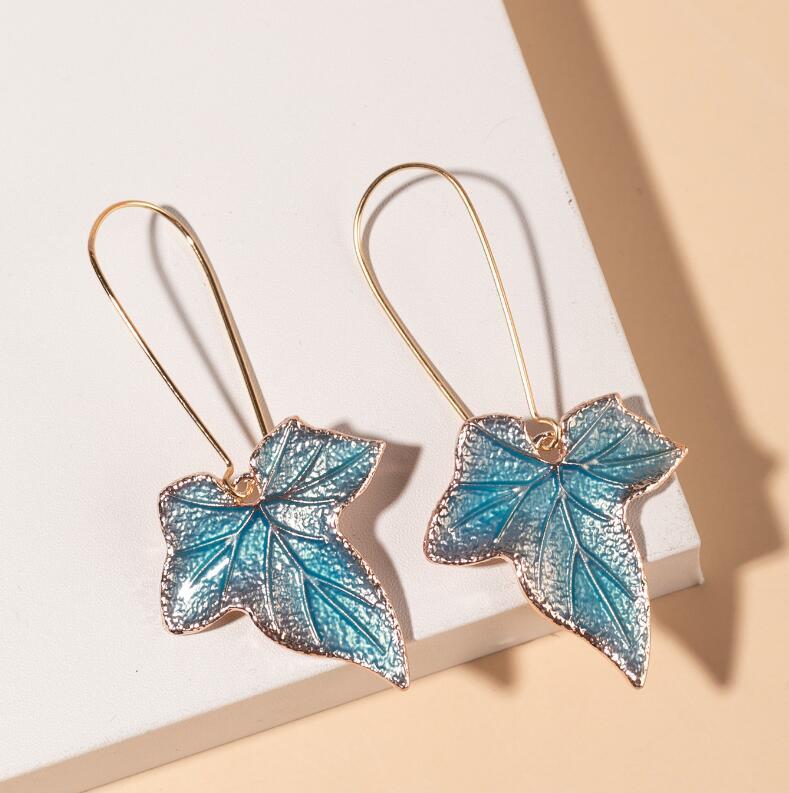 Hurmaava Sormus jokaiseen tilaisuuteen