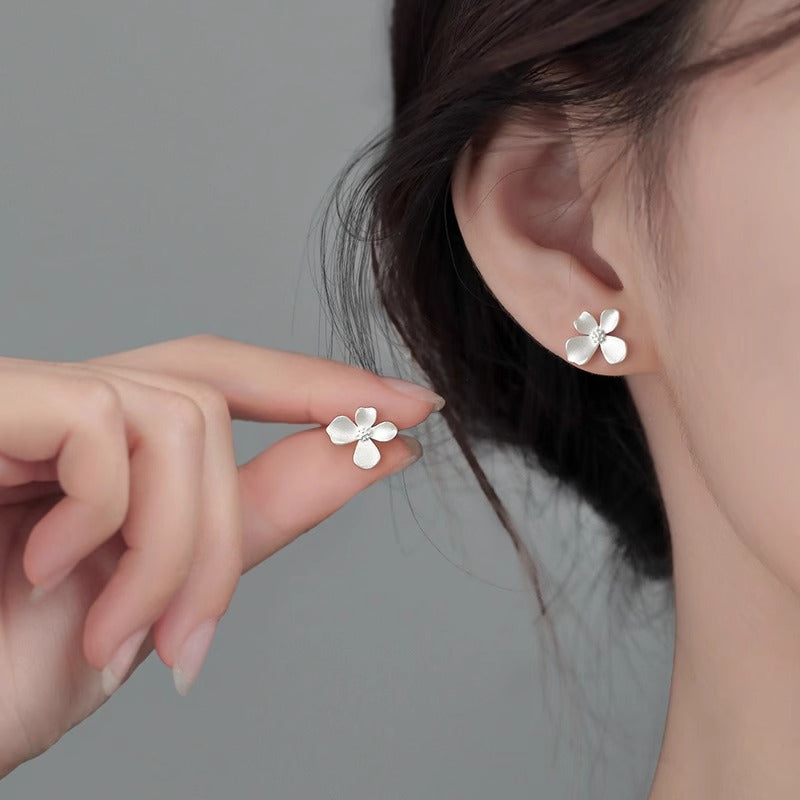 Romanttinen Korvarengas erityisiin hetkiin