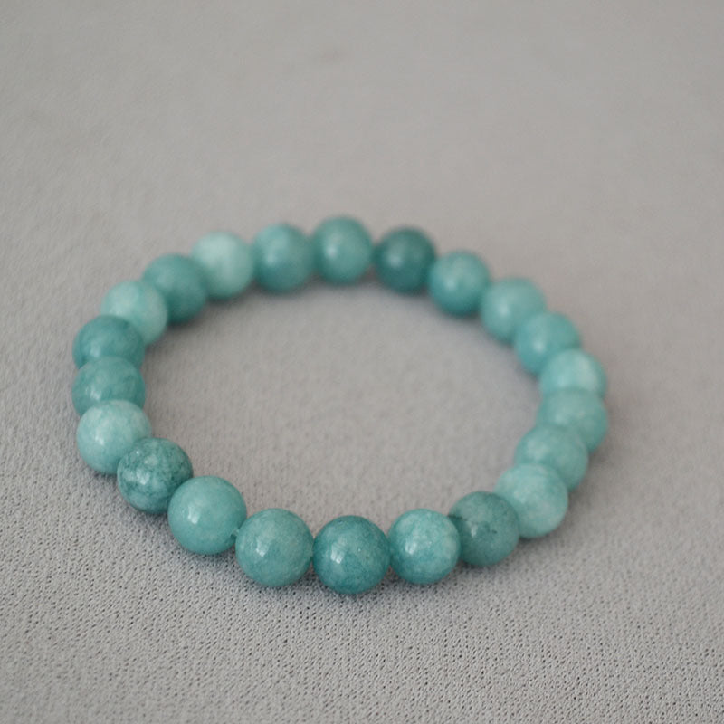 Klassinen Rannekoru ajattomalla viehätyksellä