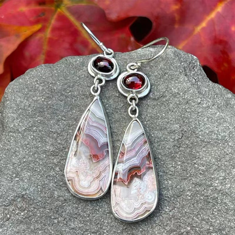 Käsintehty vintage Korvarengas