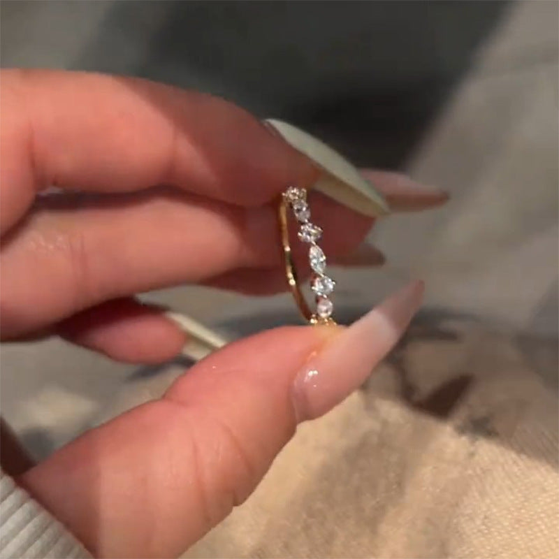 Herkkä käsityö Sormus