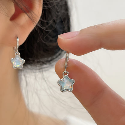 Klassinen Korvarengas ajattomalla viehätyksellä