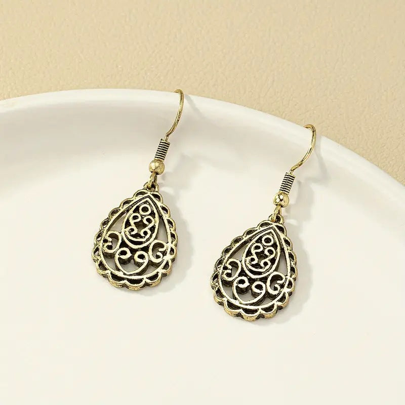 Käsintehty vintage Korvarengas