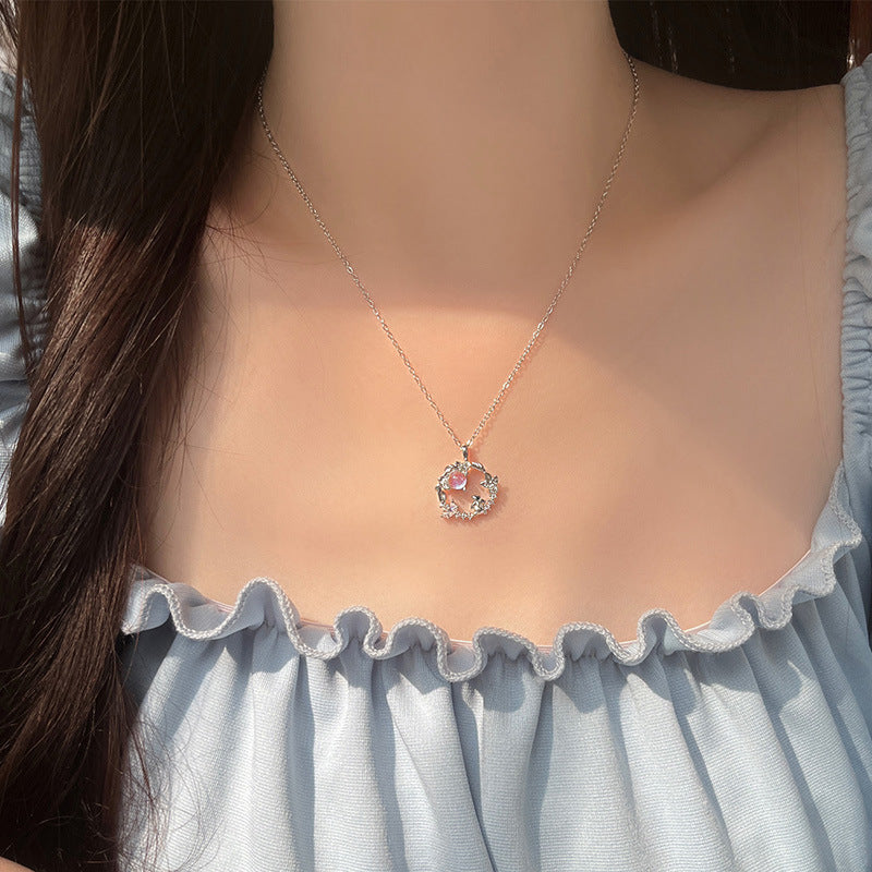 Klassinen Koru ajattomalla viehätyksellä