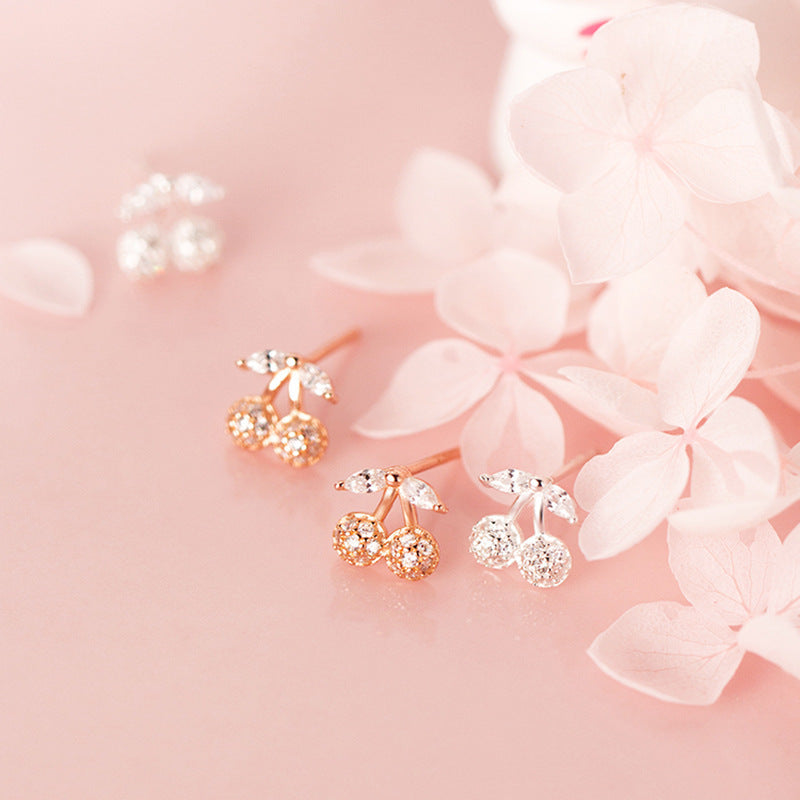 Käsintehty vintage Korvarengas