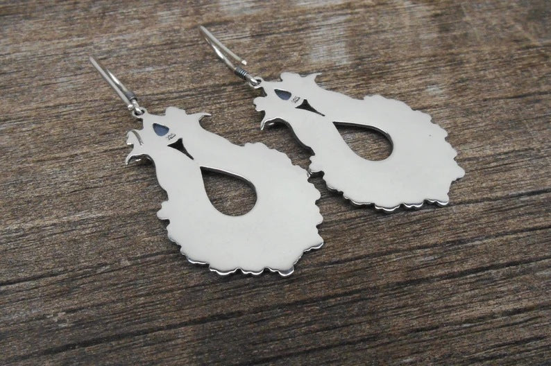 Klassinen Korvarengas ajattomalla viehätyksellä