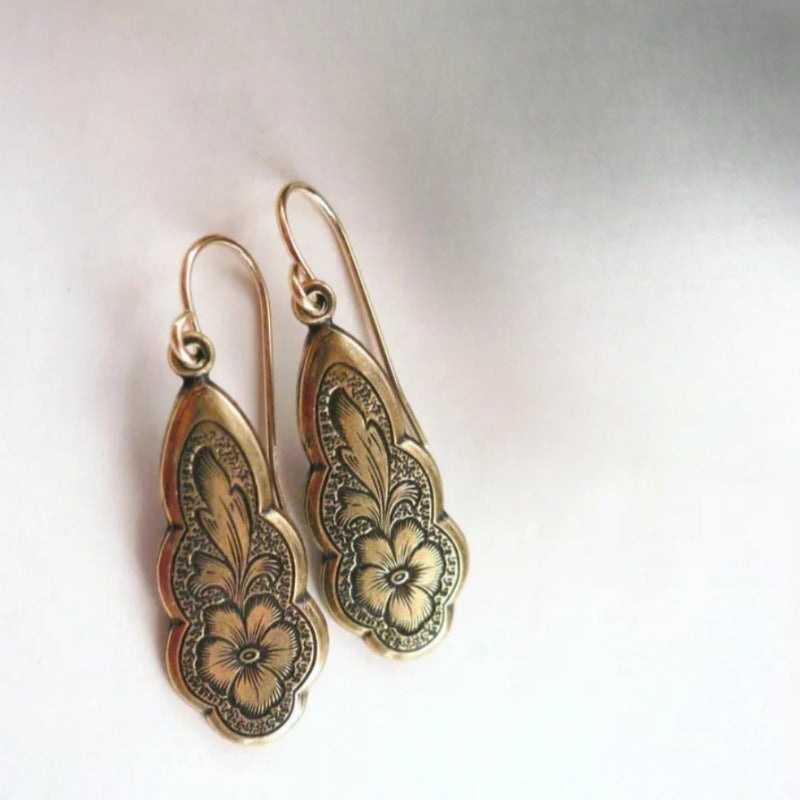 Klassinen Korvarengas ajattomalla viehätyksellä