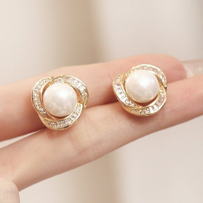 Klassinen Koru ajattomalla viehätyksellä